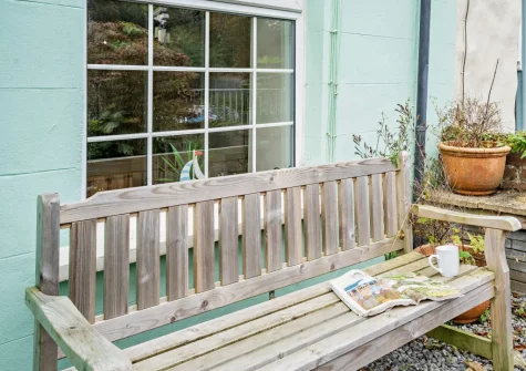 The outdoor sitting area at 1 Noe Acre, Tenby
