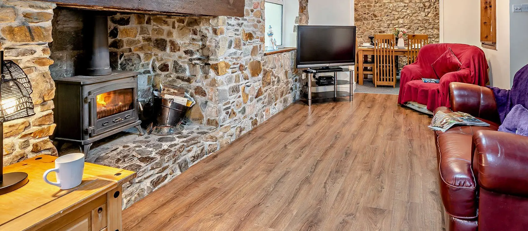 1 Noe Acre, Tenby is a delightful 4-bedroom cottage brimming with character and charm, perfect for families and larger groups seeking an authentic Welsh coastal holiday near beautiful beaches, attractions and Tenby's vibrant town centre