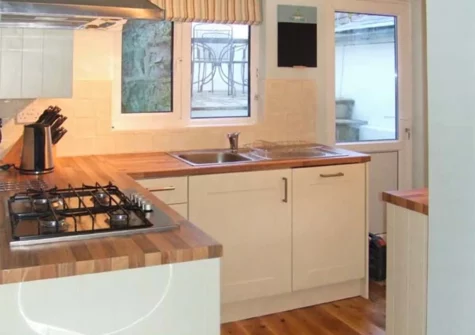 The kitchen at 1 Quay Hill, Tenby