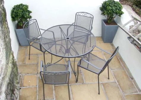 Enclosed rear courtyard at 1 Quay Hill, Tenby