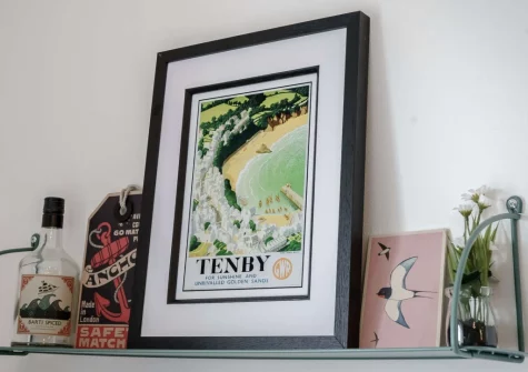 The living area at 10 Richmond House, Tenby