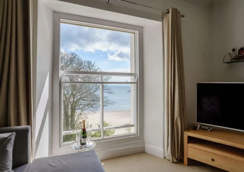 The living area at 10 Richmond House, Tenby