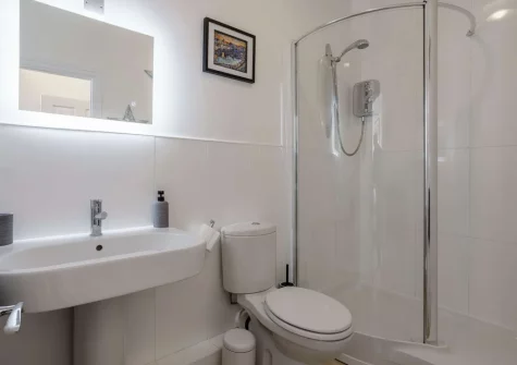 Bedroom #1 en-suite shower room at 10 Richmond House, Tenby