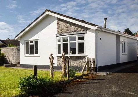 The garden & outside 10 St. Nicholas Crescent, Penally