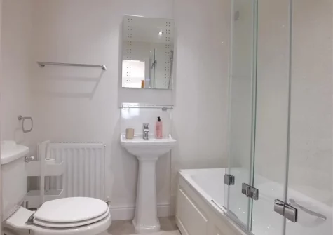 Bedroom #2 en-suite bathroom at 11 Richmond House, Tenby