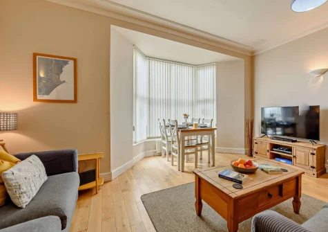 The living & dining area at 2 Caldey View, Tenby