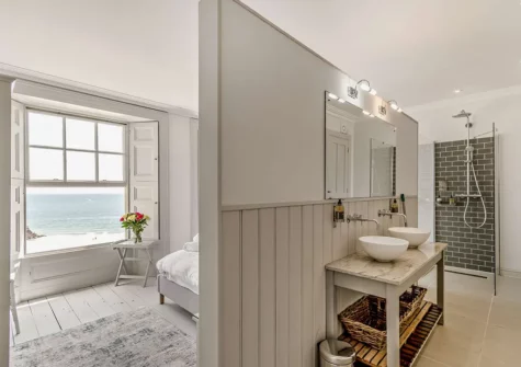 Bedroom #1 en-suite at 2 Lexden Terrace, Tenby