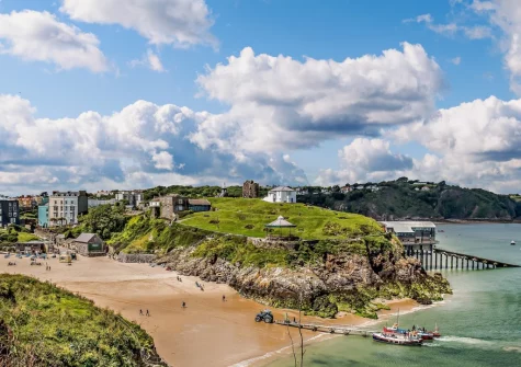 2 Newbridge House is an ideal base for exploring Tenby's many beautiful beaches & everything the town has to offer