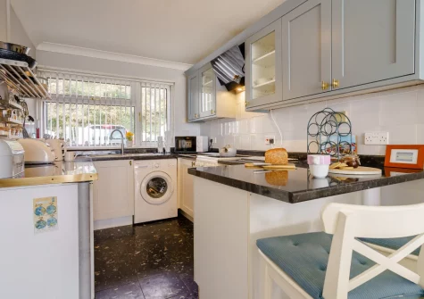 The kitchen at 2 Strandways, Saundersfoot
