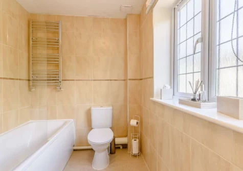 The bathroom at 3 Clos Yr Ysgol, Stepaside