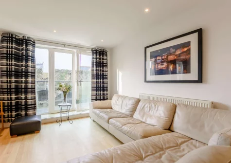 The living area at 3 Cobourg House, Tenby
