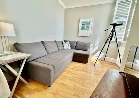 The living area at 3 Paragon House, Tenby