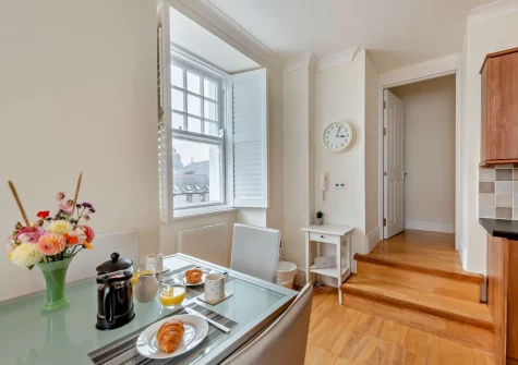 The dining area at 3 Paragon House, Tenby