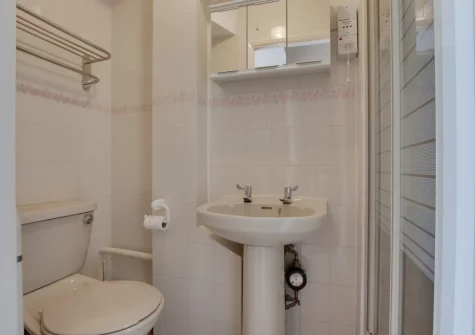 The shower room at 3A Strandways Court, Saundersfoot