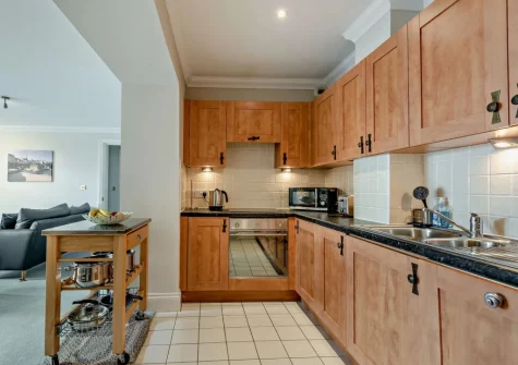 The kitchen at 4 Bryn Y Mor, Tenby