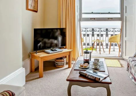 4 Newton Croft, Tenby