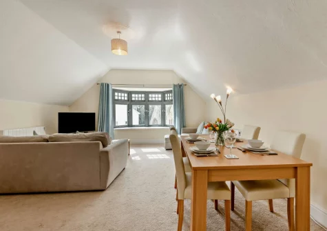 The dining area at 4 Northcliffe House, Tenby