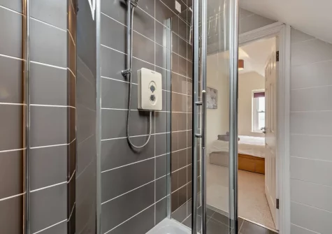 Bedroom #1 en-suite shower room at 4 Northcliffe House, Tenby