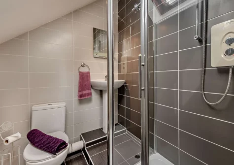 Bedroom #1 en-suite shower room at 4 Northcliffe House, Tenby
