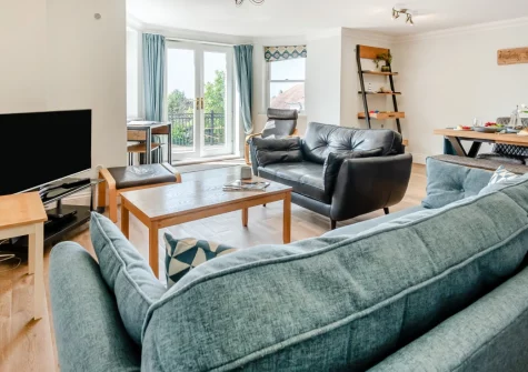 5 Bryn Y Mor, Tenby