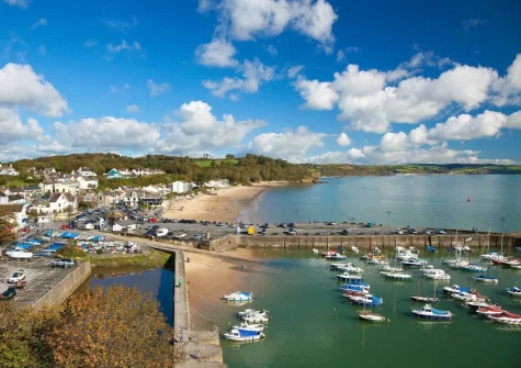 5 South Beach Court is an ideal base for visiting Saundersfoot & exploring everything the town has to offer