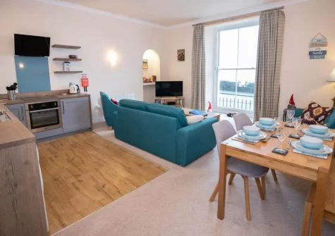 The kitchen & dining area at 6 Richmond House, Tenby