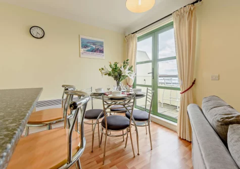 The kitchen & dining area at Aeradŵr, Broad Haven