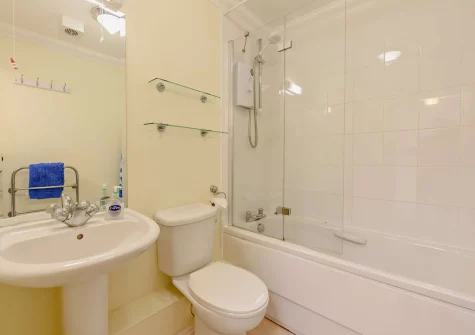 The bathroom at Aeradŵr, Broad Haven