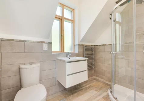 Bedroom #2 en-suite shower room at Apartment 4, The Old Stables, Aberdovey