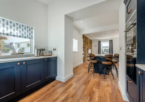 The kitchen & breakfast bar dining area at Beachy View at Harbour Heights, Saundersfoot