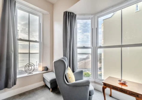 The living room at Beaufort Apartment, Tenby