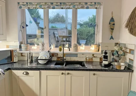 The kitchen at Bluebell House, Tenby