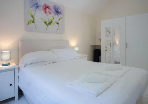 Bedroom #1 at Bluebird, Pendine