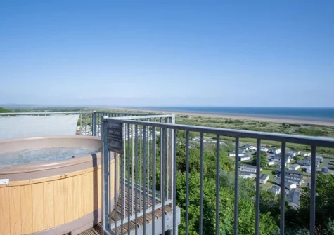 The hot tub at Bluebird, Pendine