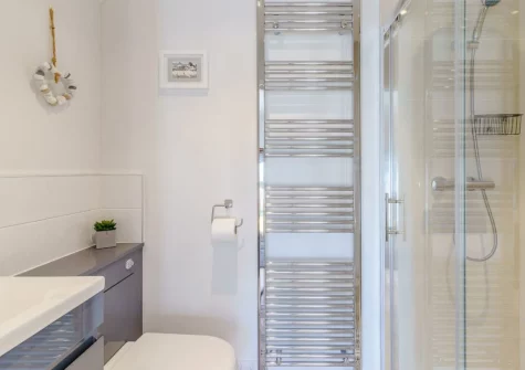 Bedroom #1 en-suite shower room at Bon Accorde, Goodwick