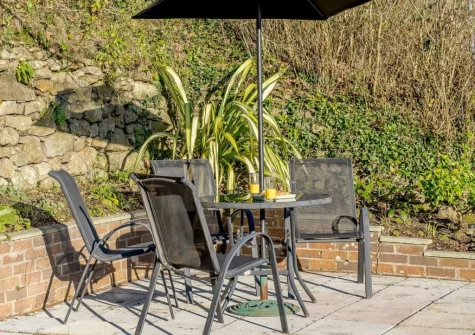The patio, babrbecue, alfresco dining area & garden at Bon Accorde, Goodwick