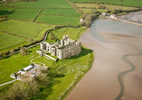 For days out; you are within 10 minutes of Carew Castle and Tidal Mill, Folly Farm and Heatherton World of Activities