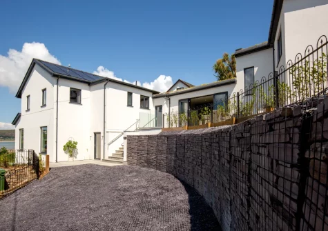 Bryn Benar is is set in an elevated position above Abersoch's picturesque Outer Harbour and offers spectacular uninterrupted views