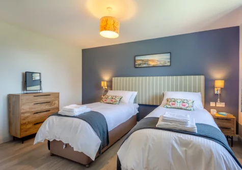 Bedroom #5 at Bryn Deufor, Anelog