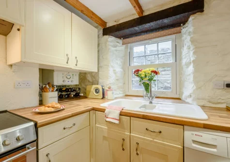 The kitchen at Bwthyn Clyd, St Davids