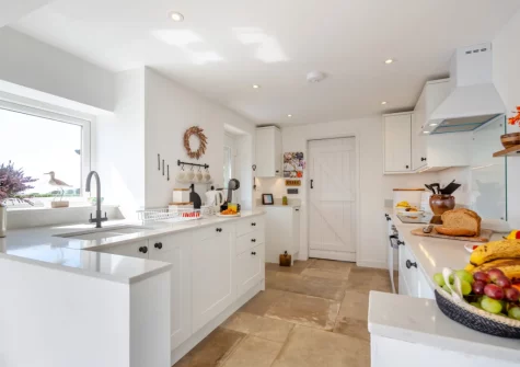 The kitchen at Bwthyn Craig Wen, Mynytho