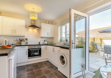 The kitchen at Bwthyn Y Mor, Broad Haven