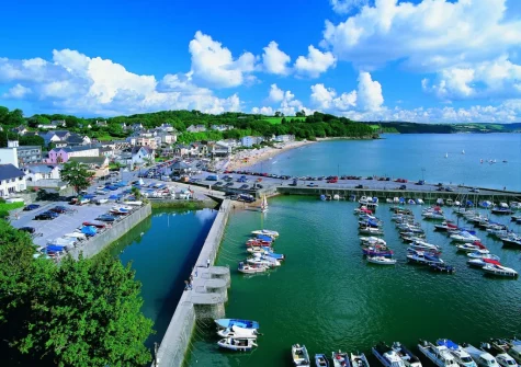 Caldey View is an ideal base for visiting Saundersfoot & experiencing everything the town has to offer