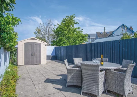 The patio & alfresco dining area at Castle Cottage, Tenby