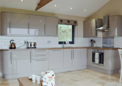 The open plan kitchen at Castle Farm, Tufton