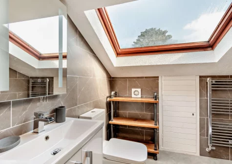 The upstairs shower room at Chestnut Cottage, Stackpole