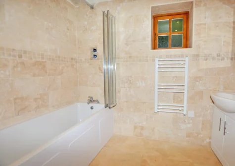 The bathroom at Clear View, Llawhaden