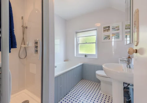 The bathroom at Cliff Cottage, Little Haven