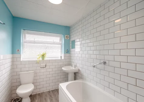 The bathroom at Cludfan, Abersoch