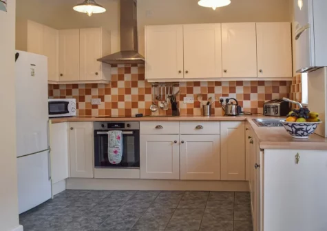 The kitchen at Cowslip Cottage, Keeston